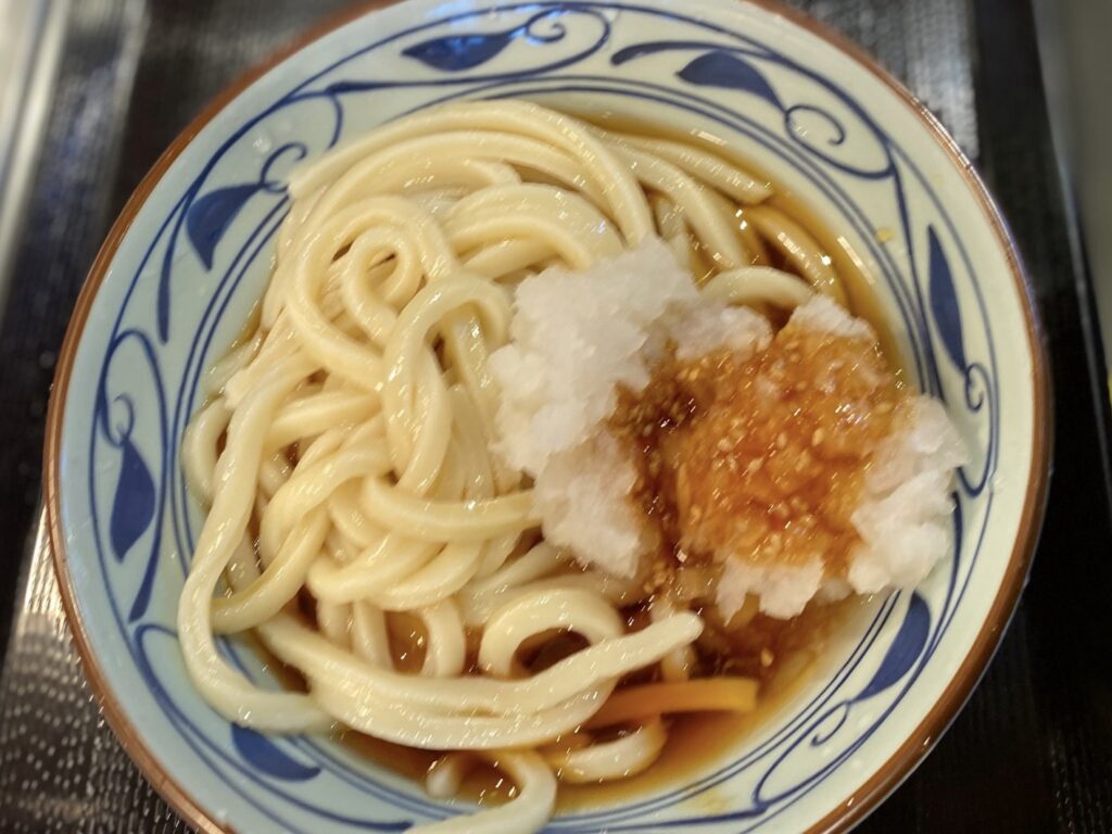 【丸亀製麺】鬼おろし肉ぶっかけ レビュー！注文直後のもの